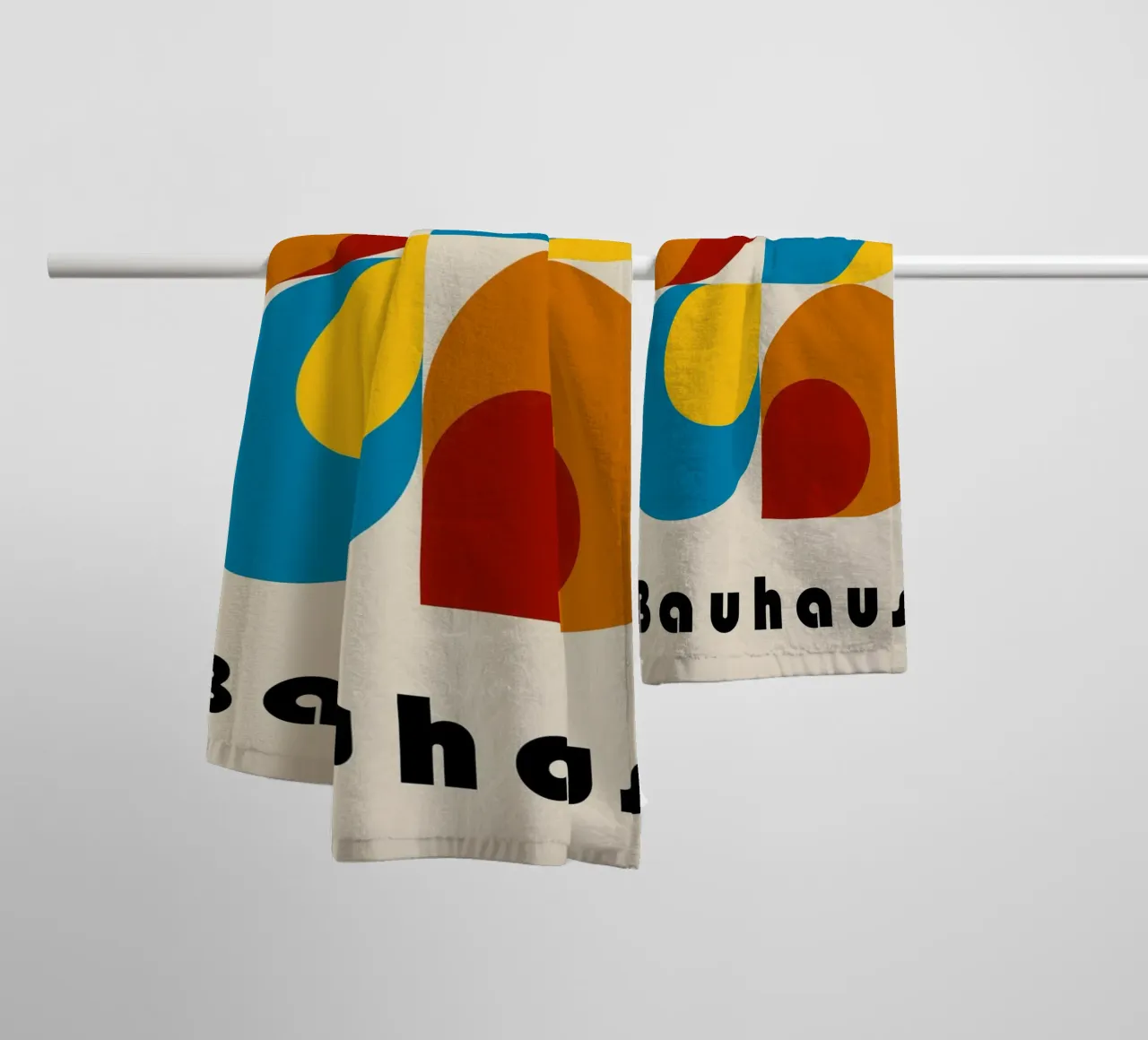 Poster Bauhaus - Composizione geometrica retrò asciugamano da bagno da Casa Calm