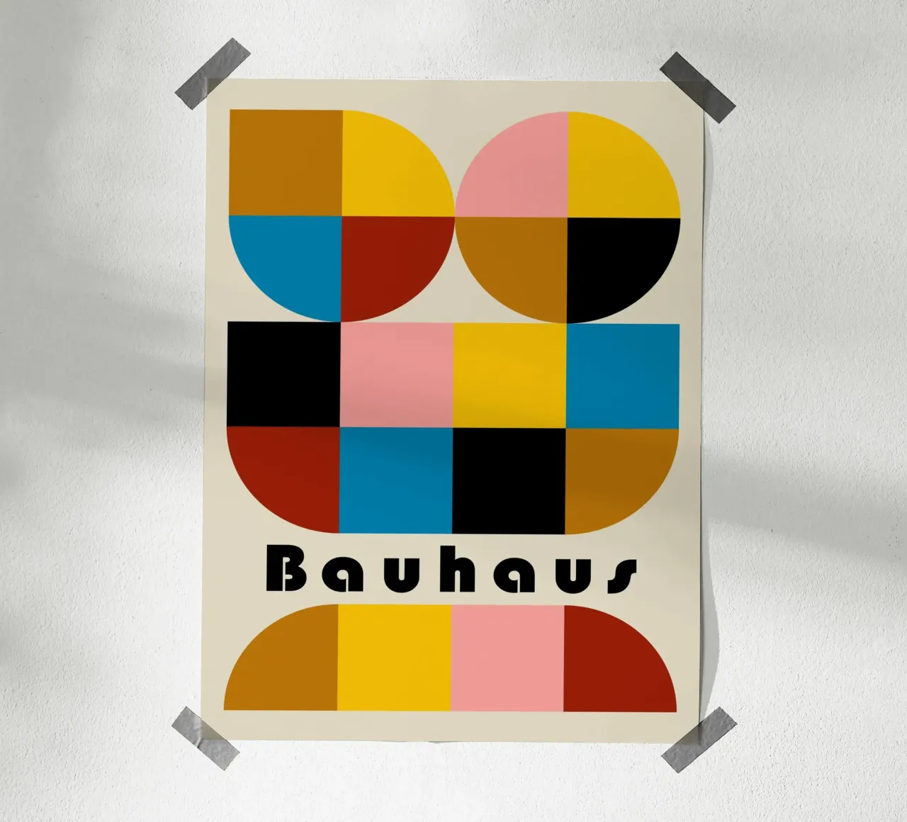 Forme Bauhaus - Poster geometrico colorato poster con telaio in alluminio da Casa Calm
