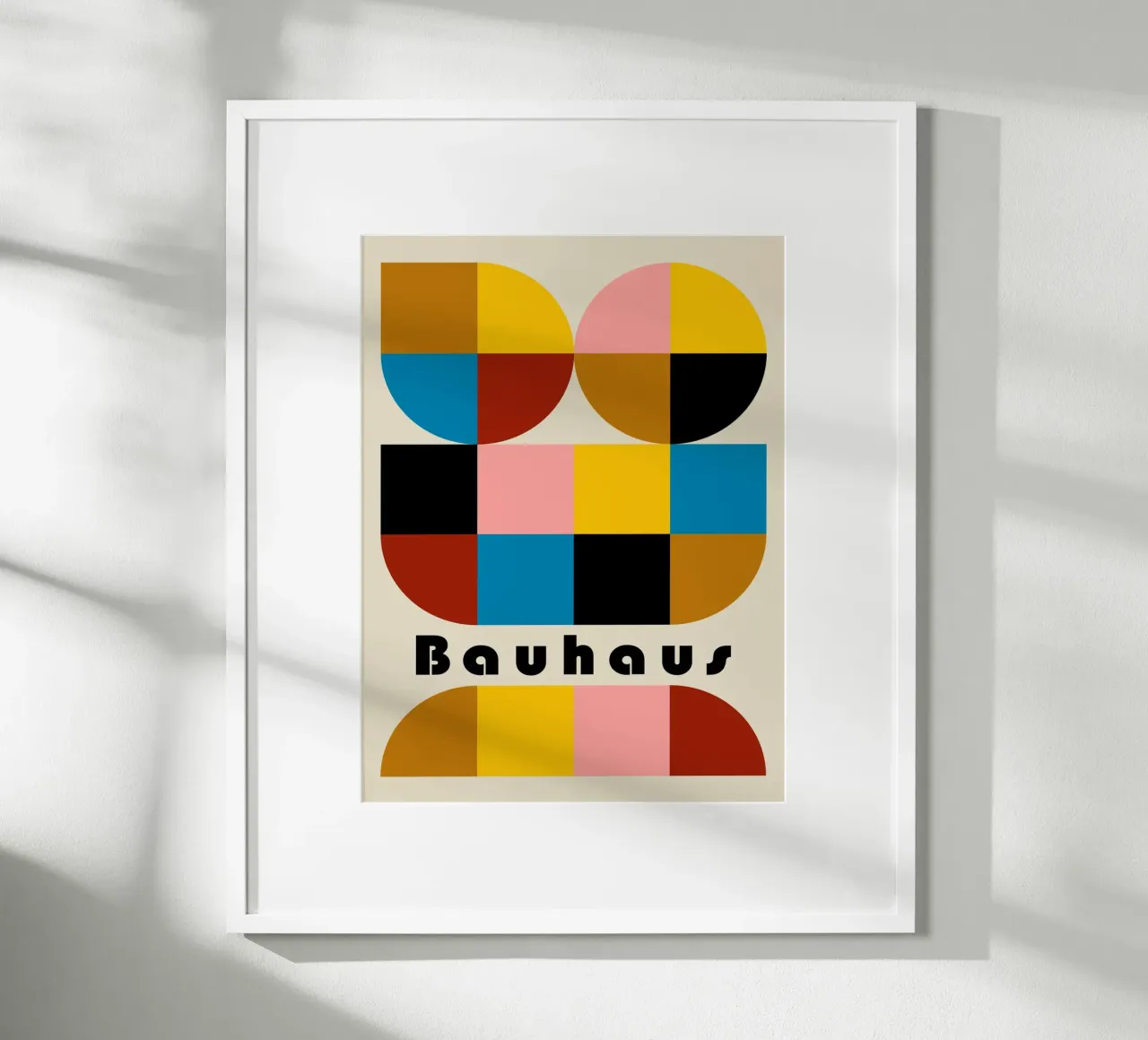 Forme Bauhaus - Poster geometrico colorato poster con telaio in alluminio da Casa Calm