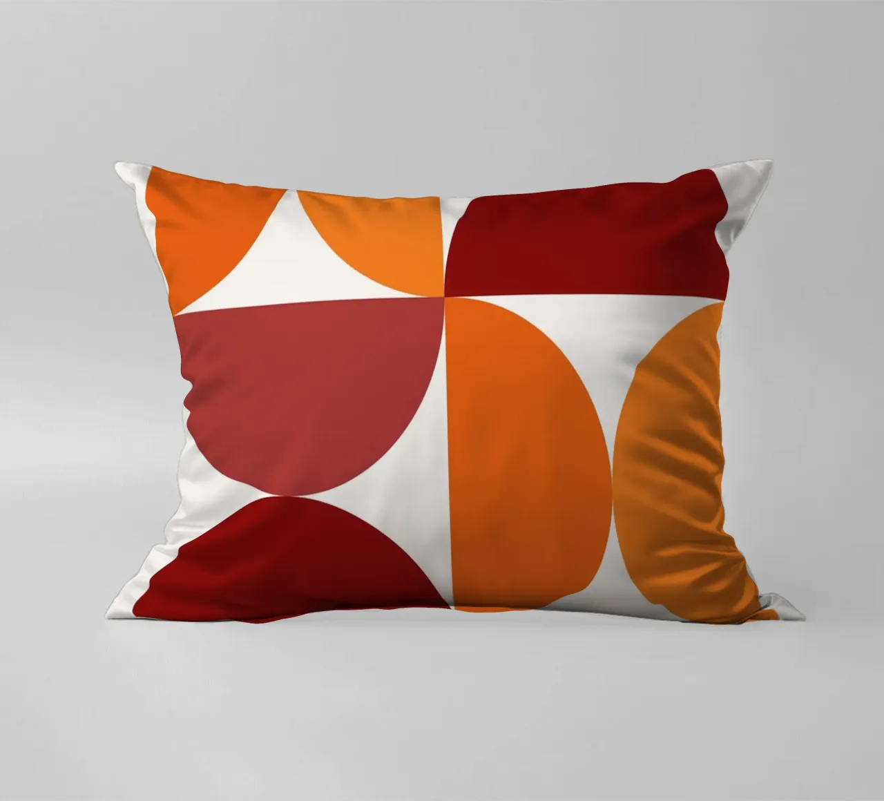 Geometria Bauhaus - grafica retrò in arancione e rosso cuscino da Casa Calm