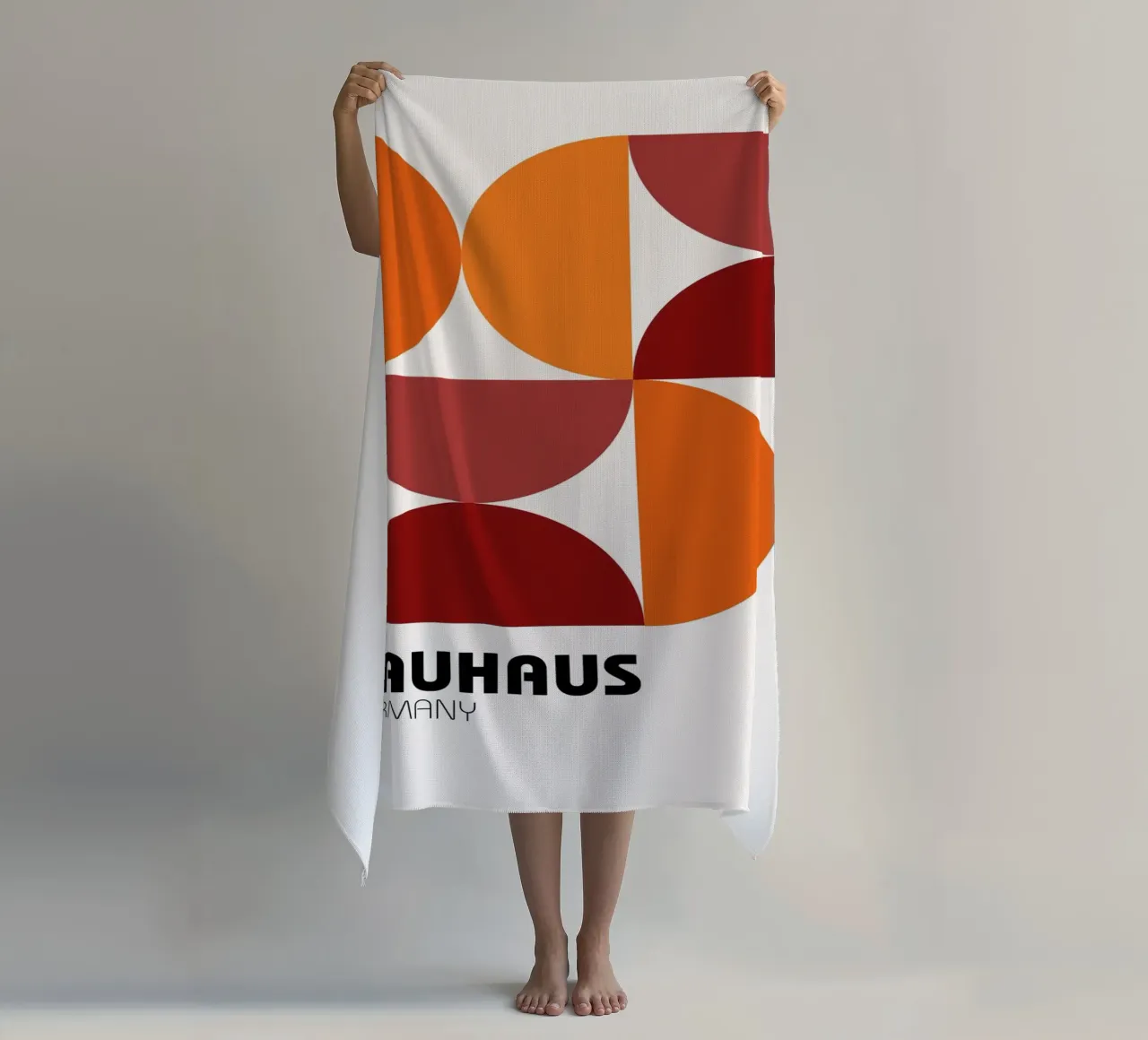 Geometria Bauhaus - grafica retrò in arancione e rosso telo mare da Casa Calm