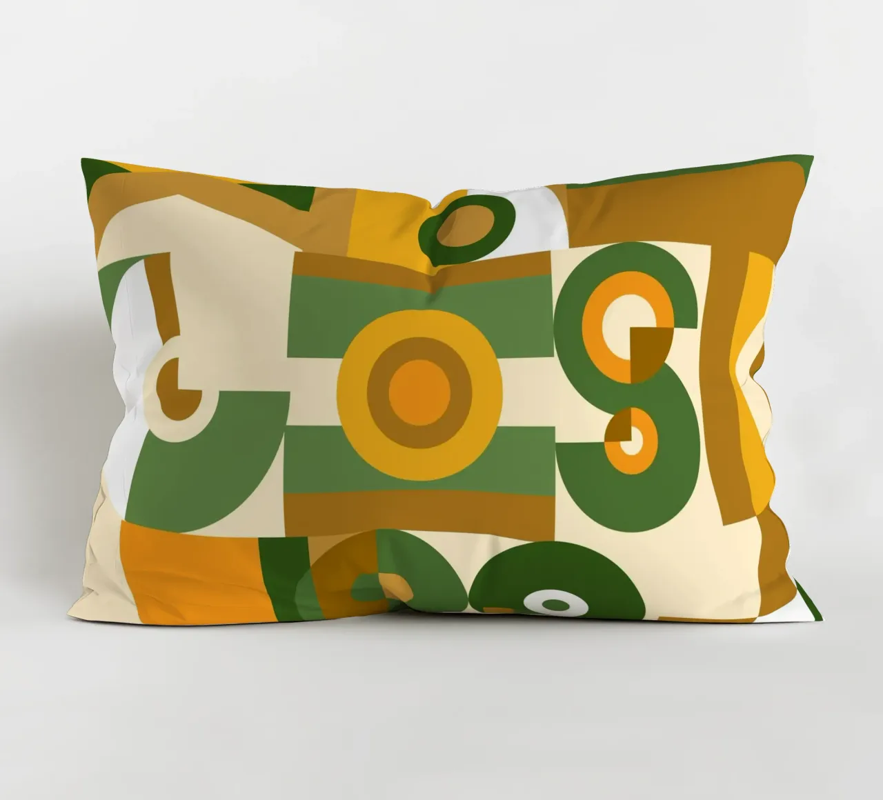 Groen en geel geometrisch patroon kussen van Little Dean