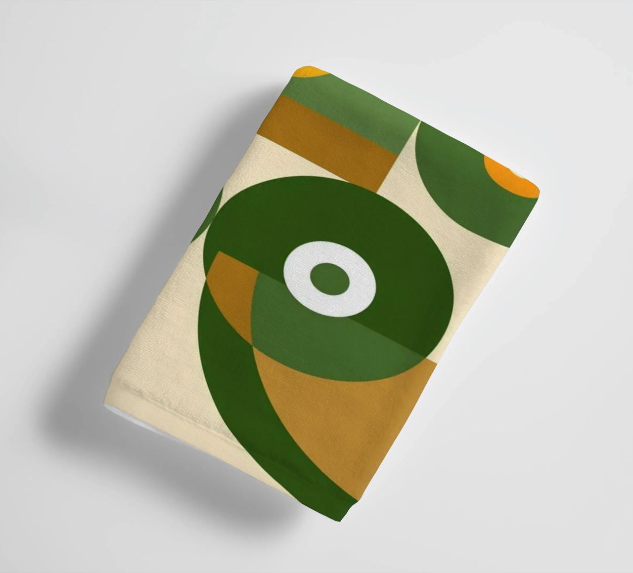 Motif géométrique vert et jaune serviette de bain de Little Dean