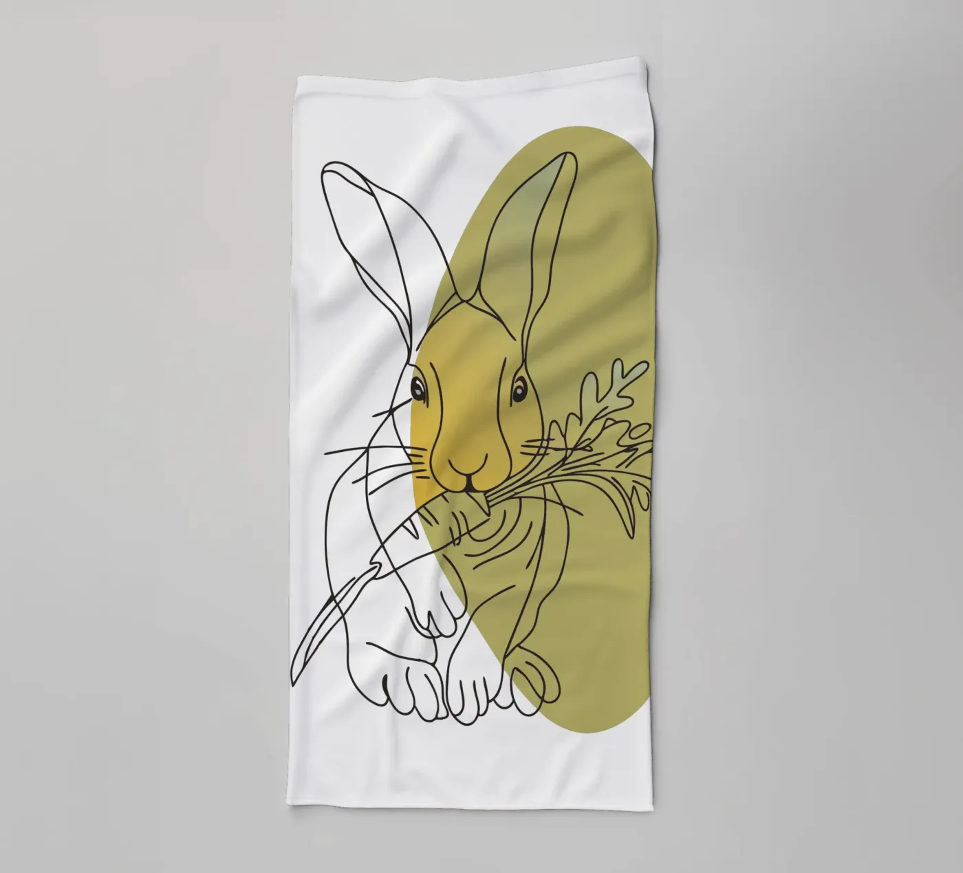 Rabbit Eats Carrots badhanddoek van RELAXING TOUCH