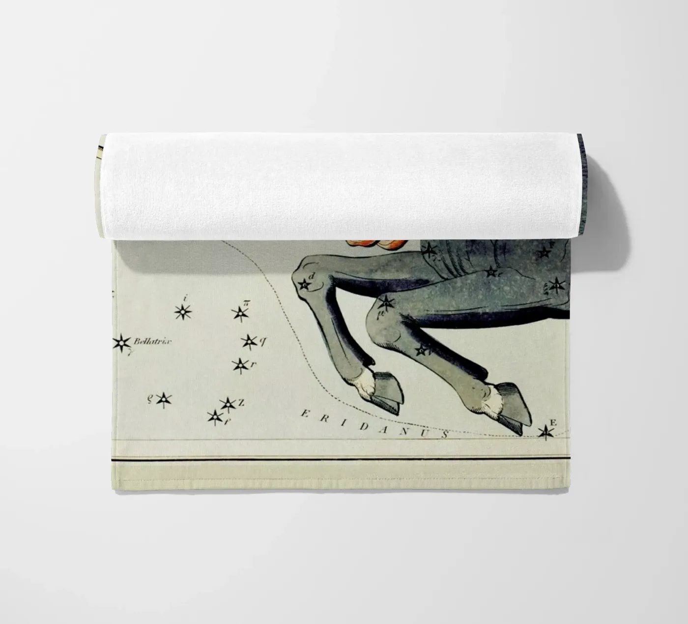 Taurus serviette de plage de Vintage by JUNIQE