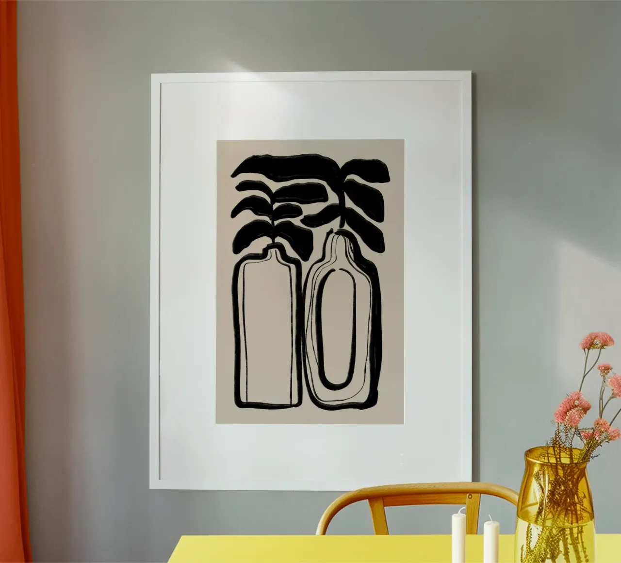 Vasi neri astratti con foglie su sfondo beige poster con telaio in plastica da Melloi Art Print