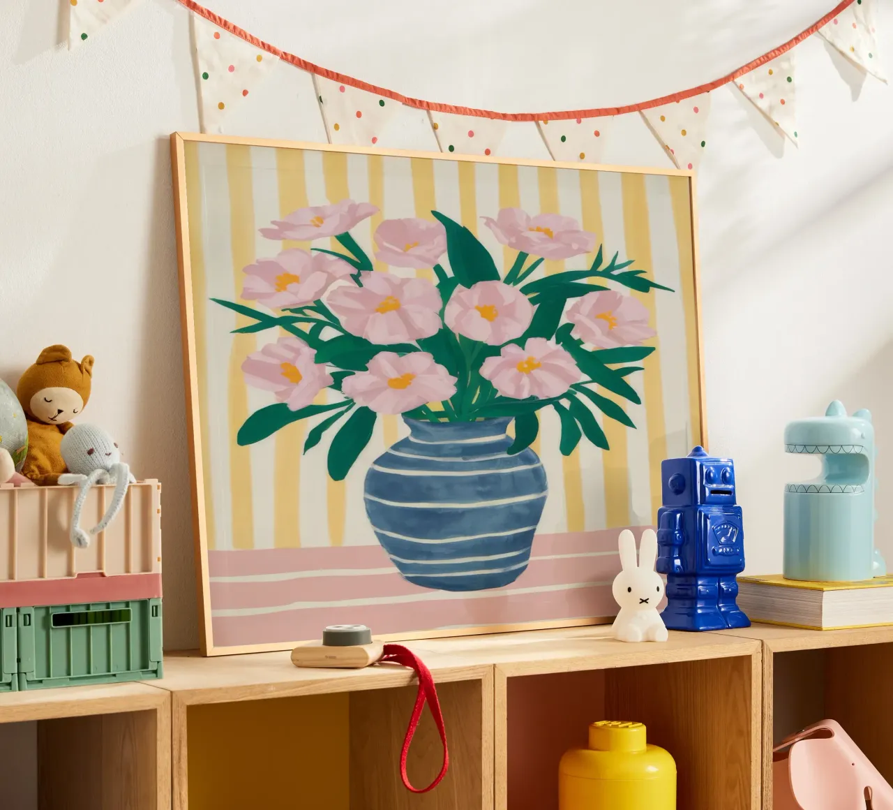 Vaso a strisce di peonia poster con telaio in plastica da Lumie Layers