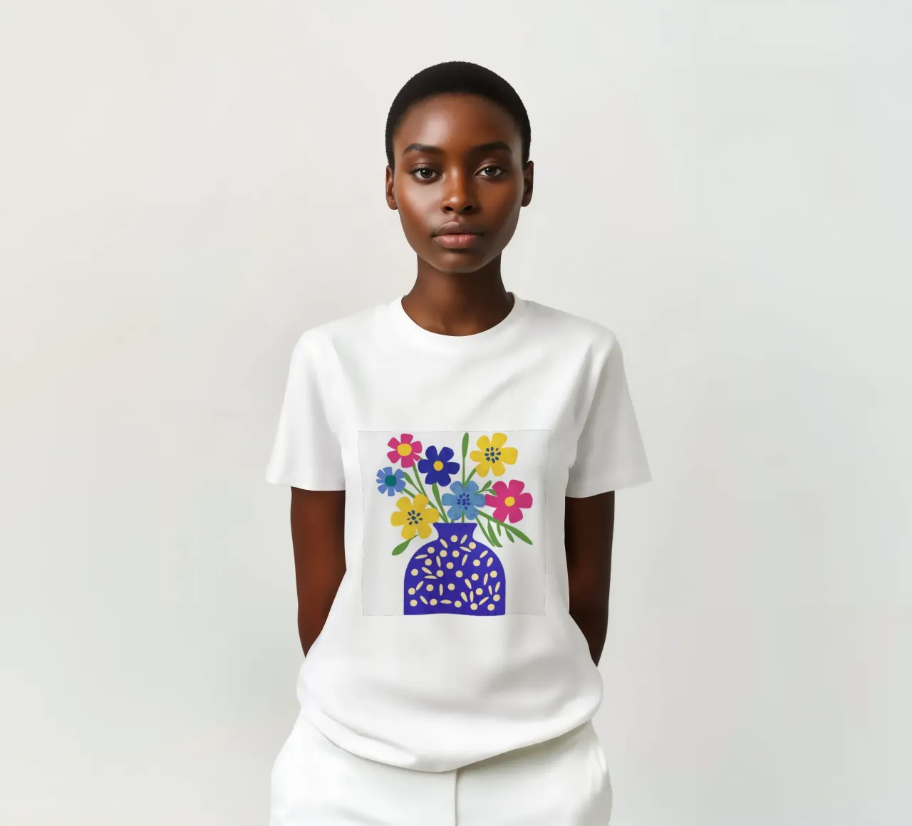 Gemusterte Vase Pop T-Shirt von Moonlite Desire