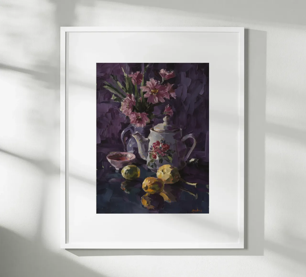 Armonia di fiori di porcellana poster con telaio in legno da Lush Essence