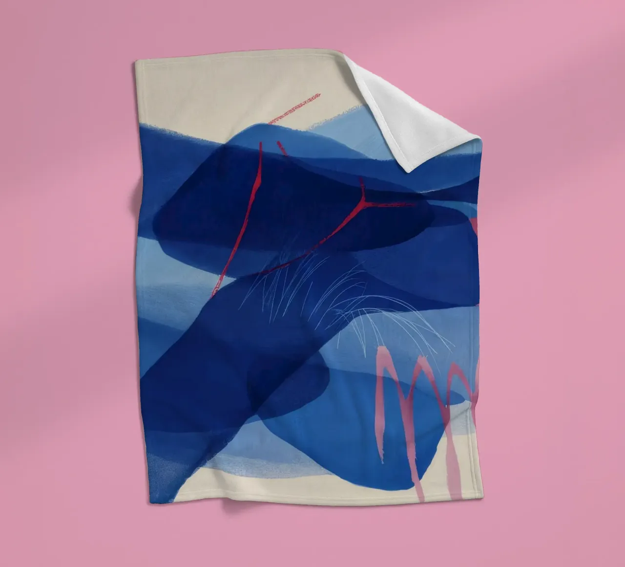Fragmentierter Blauer Dunst Fleecedecke von Vivid Reverie