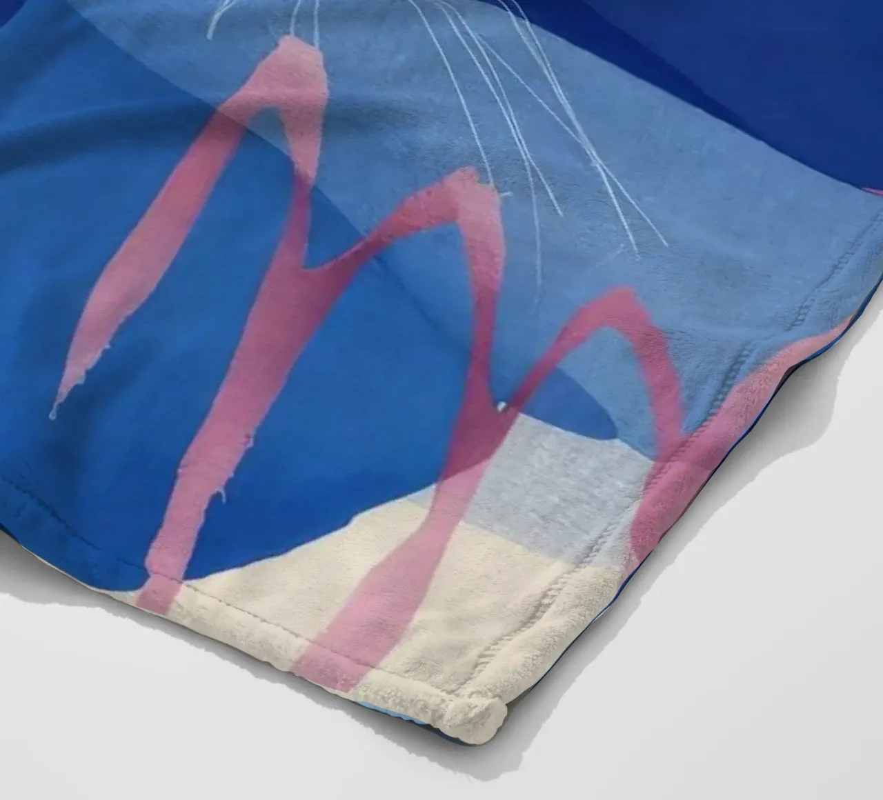 Fragmentierter Blauer Dunst Fleecedecke von Vivid Reverie