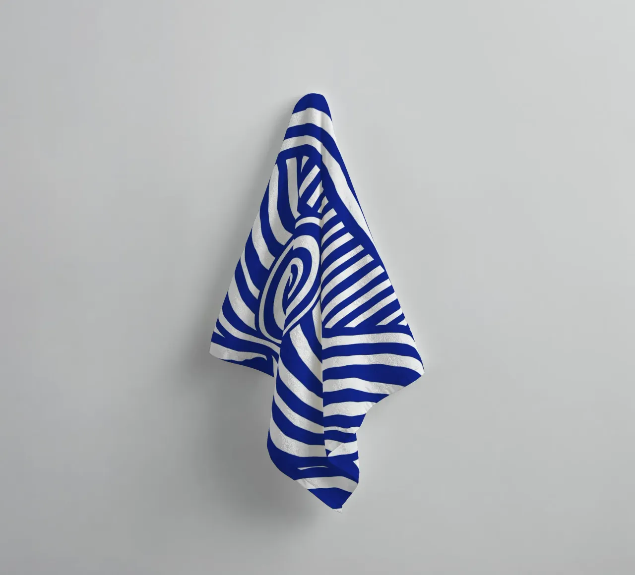 Line art nudo a righe blu in blu 02 asciugamano da bagno da Little Dean