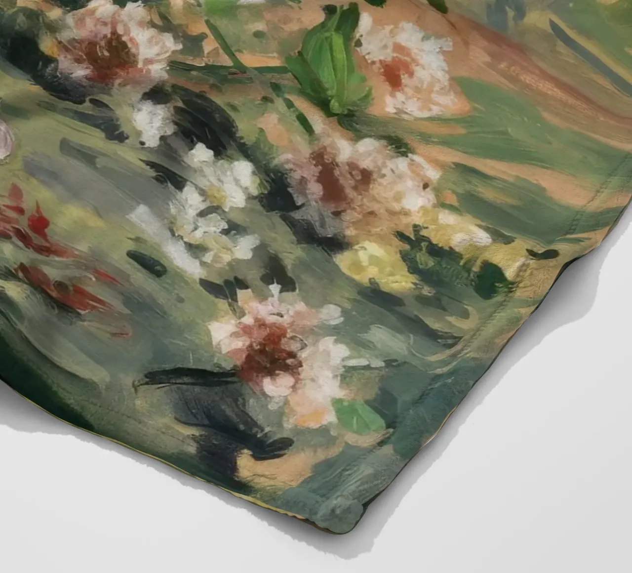Profusione di fiori in giardino coperta in pile da Lush Essence