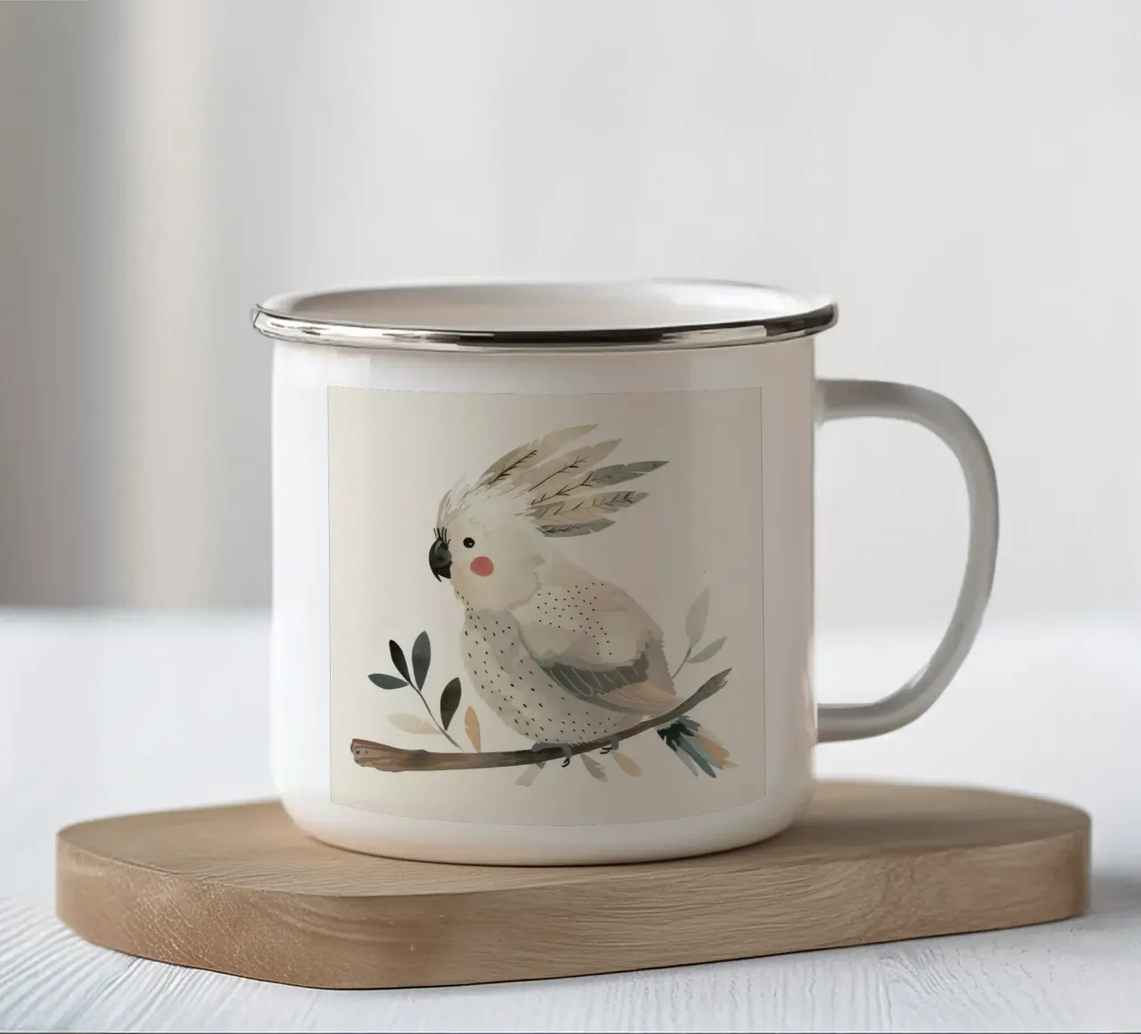 Ätherischer Kakadu unter zartem Laub Emaille Tasse von DesignDoodle