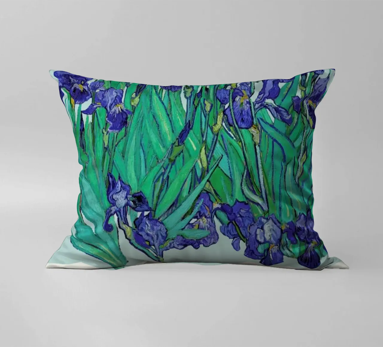Signed, Vincent – Irises 4 cuscino da Vintage by JUNIQE