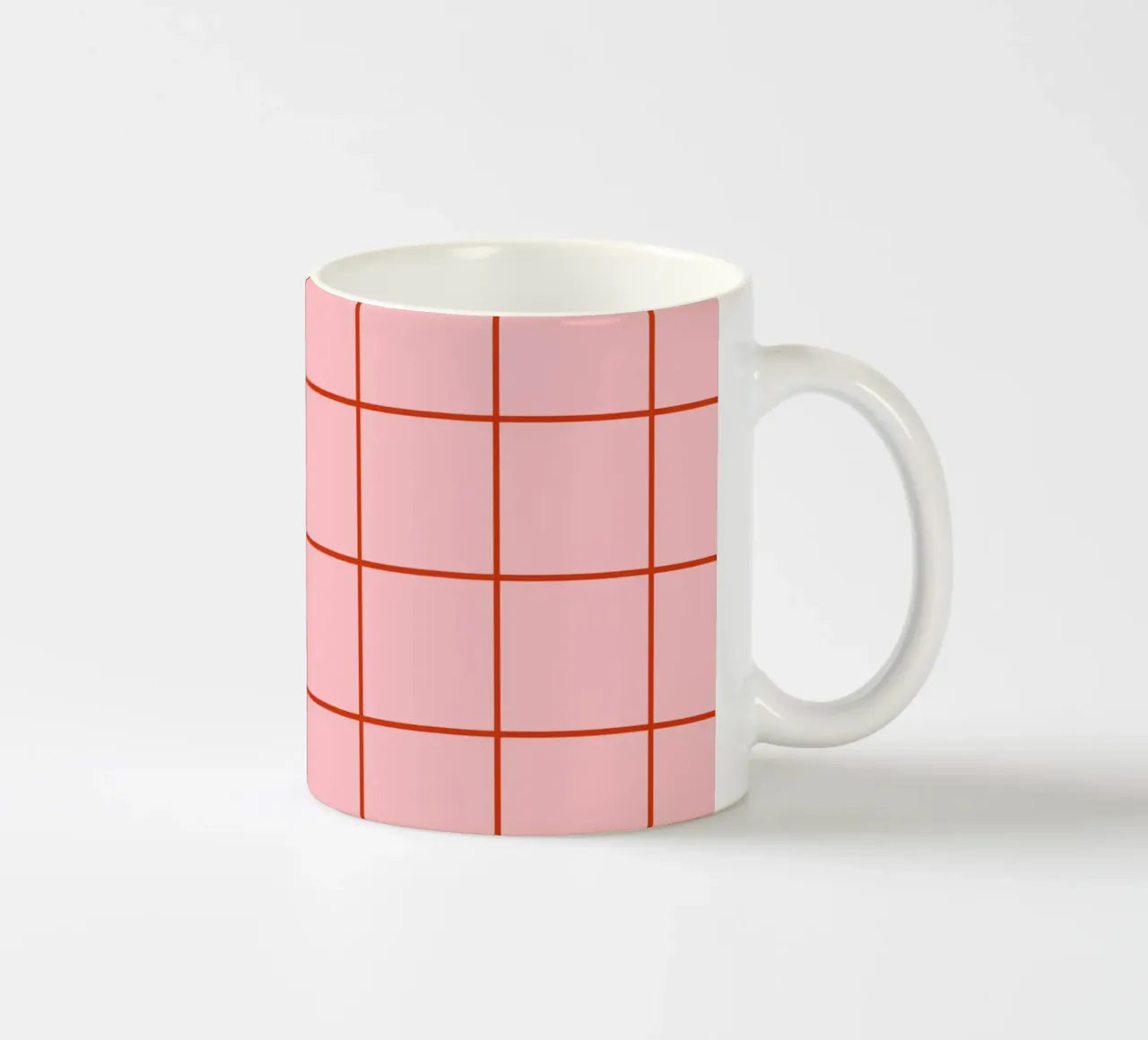 Quadrati a righe - rosa e rosso tazza in ceramica da Wackapacka