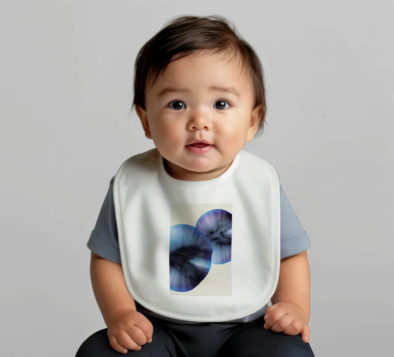 Blue Iris Babylätzchen von Studio One