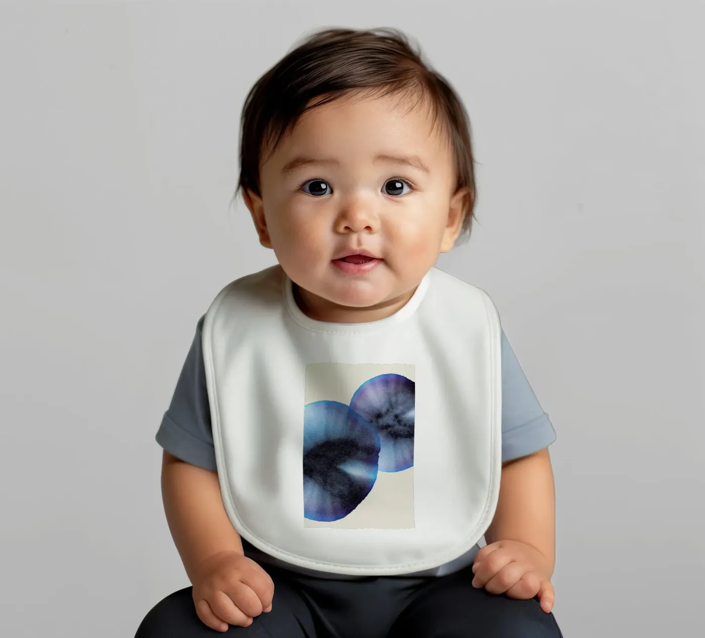 Blue Iris Babylätzchen von Studio One