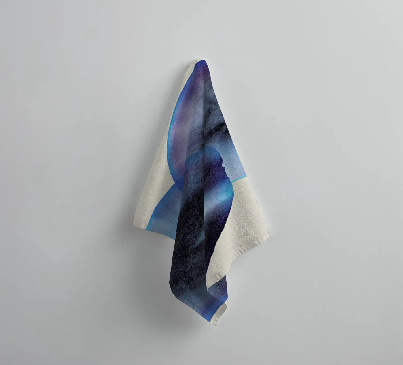 Blue Iris badhanddoek van Studio One