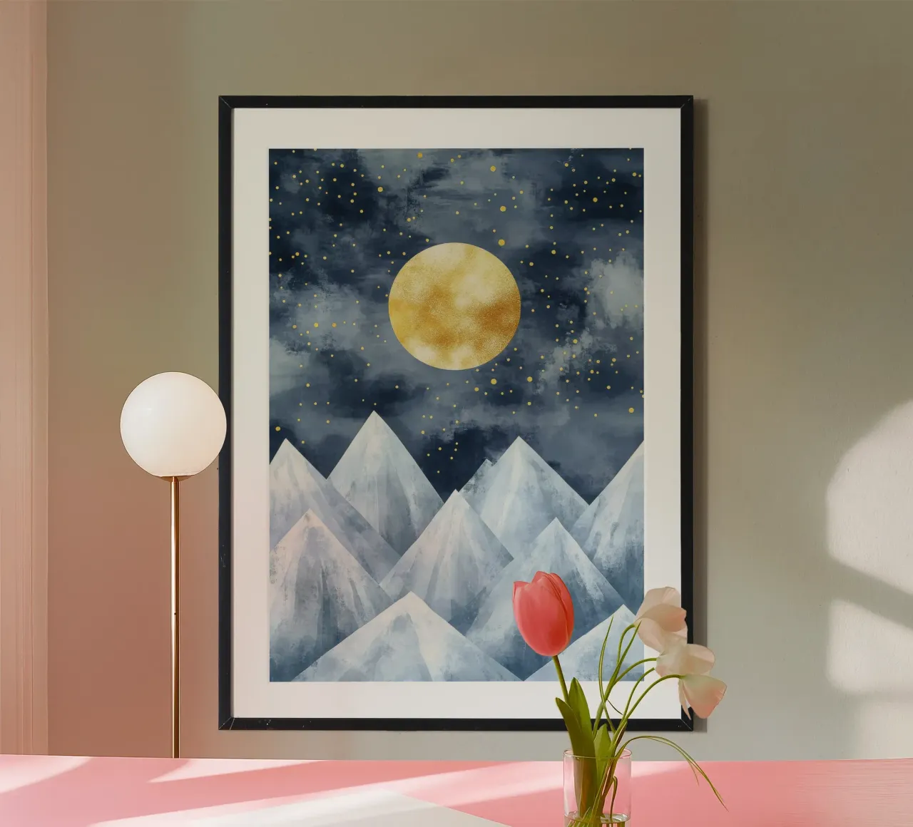 Luna piena dorata sulle montagne innevate poster da Niklas