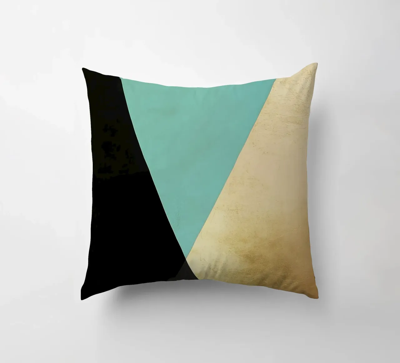 Minimalistische achtergrond met goudfolie en turkoois kussen van Niklas