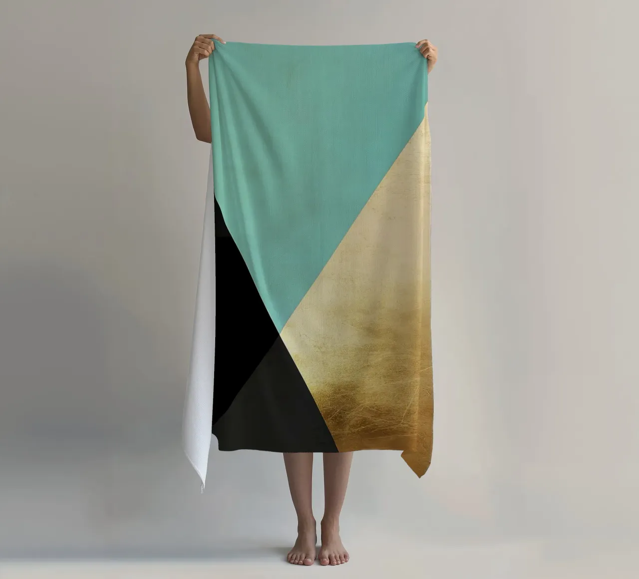 Sfondo minimalista con lamina d'oro e turchese telo mare da Niklas