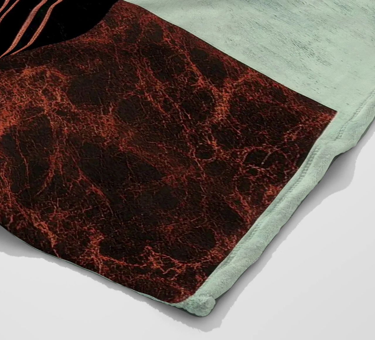 Design minimalista in rame e nero coperta in pile da Niklas