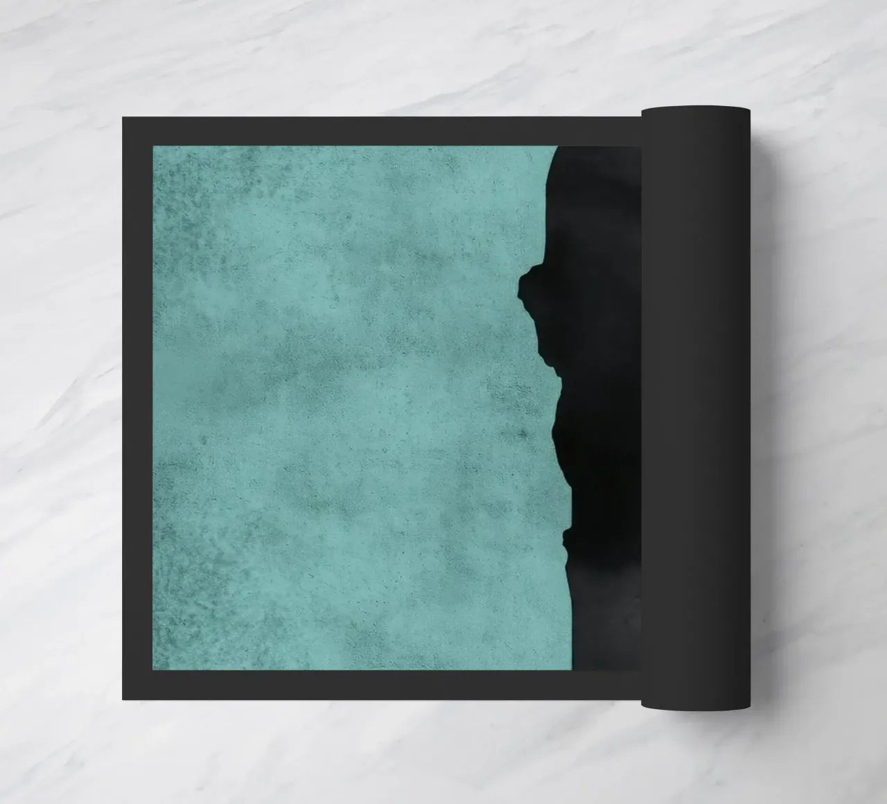 Composizione minimalista in nero e oro zerbino da Niklas
