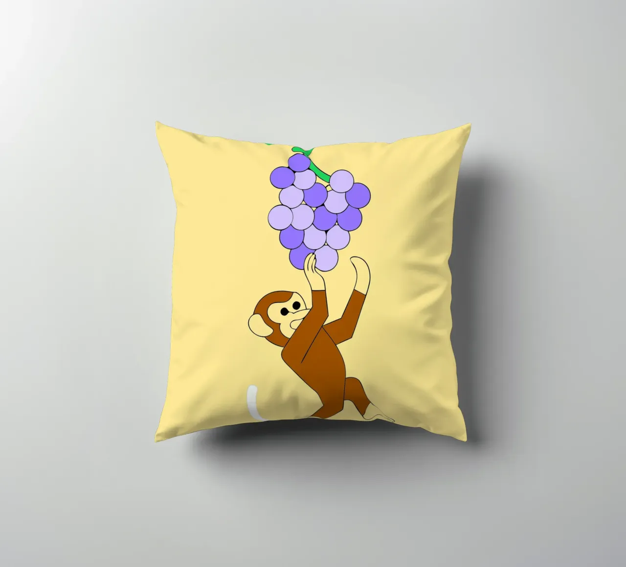 Scimmia e uva cuscino da OUR SHOP