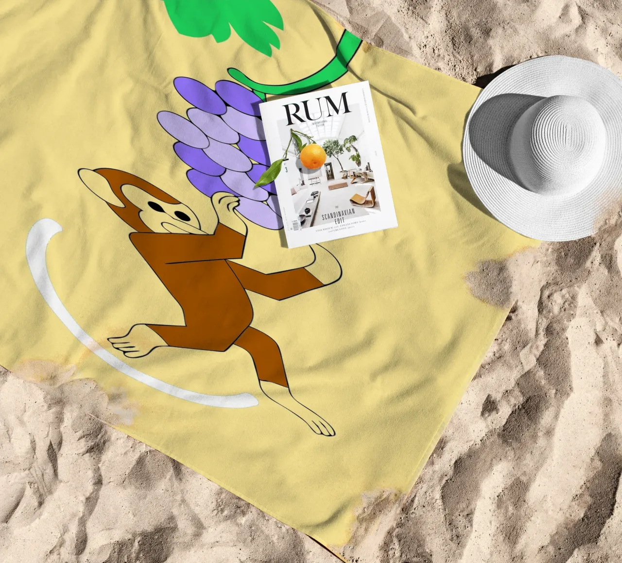 Scimmia e uva telo mare da OUR SHOP