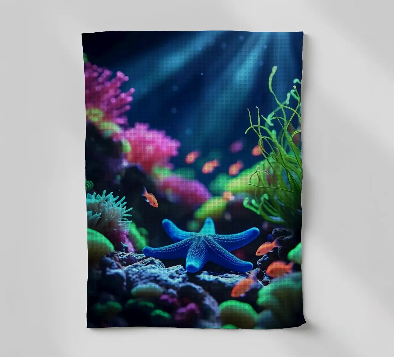 Deep Calm ✦ Étoile de mer bleue dans Neon Reef torchon de LUMAQUA ✦ STUDIO