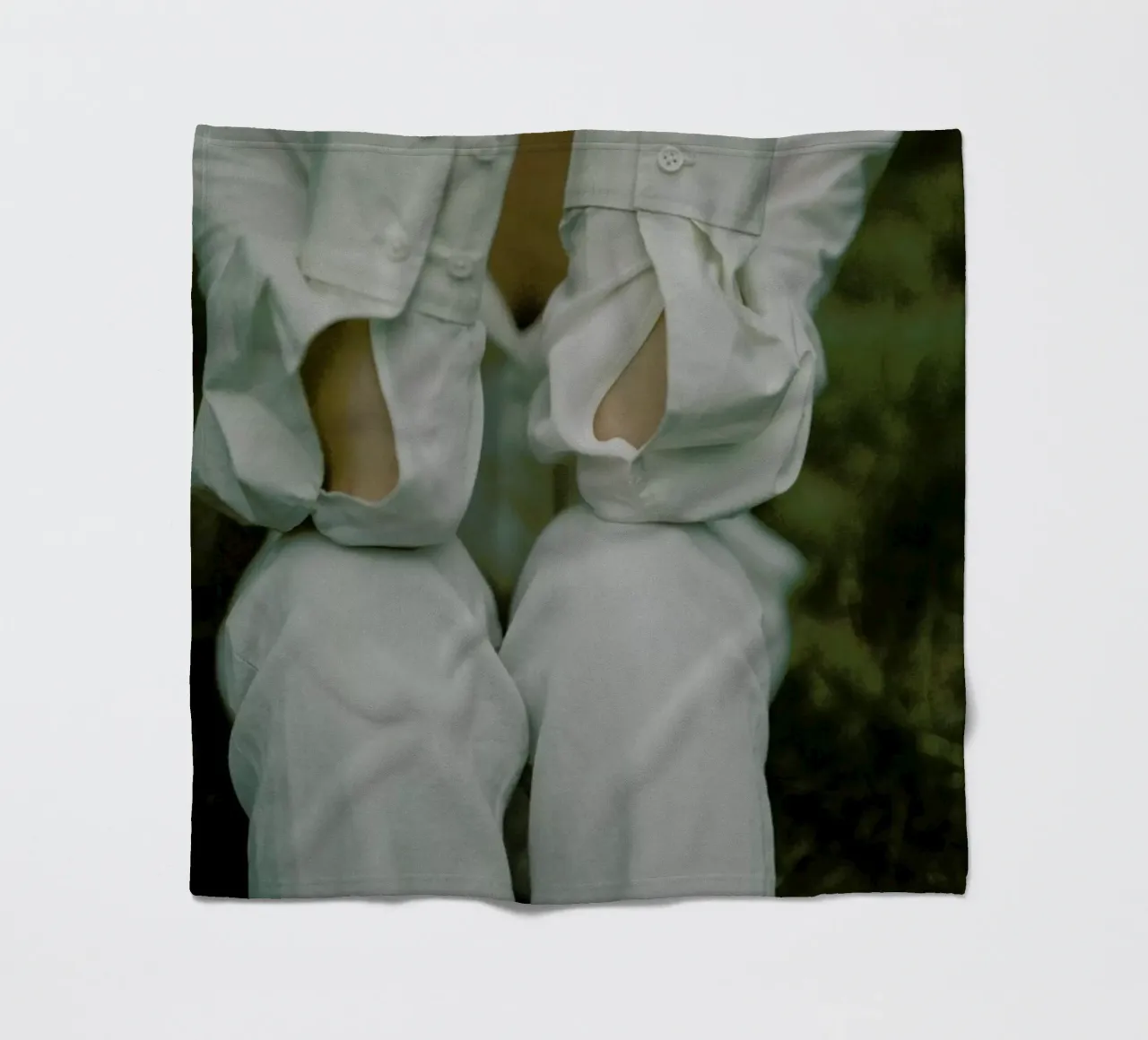 Buttons Fleecedecke von Chris Abatzis