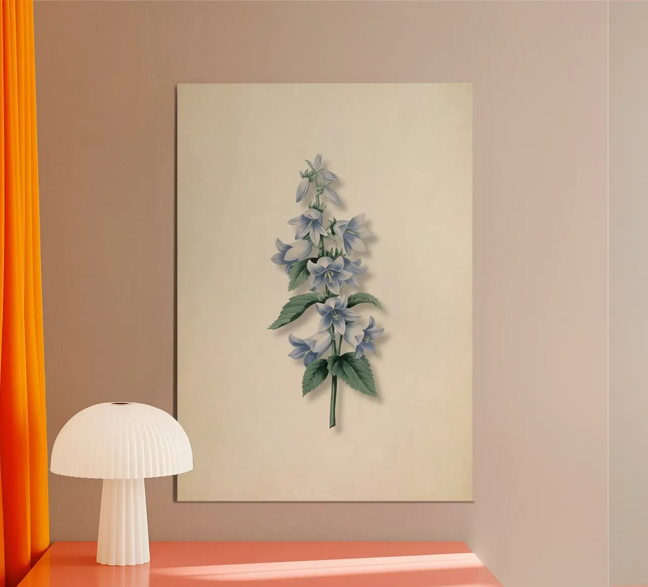 Stampa botanica di campanula d'epoca - Elegant Bluebell Art poster con telaio in plastica da ClubArt