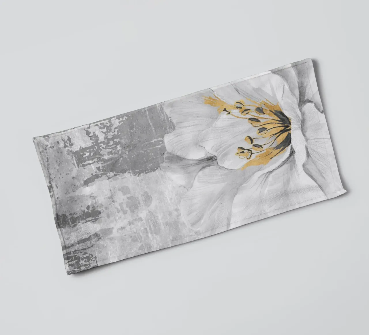 gray abstract art with white flower asciugamano da bagno da vintageshop