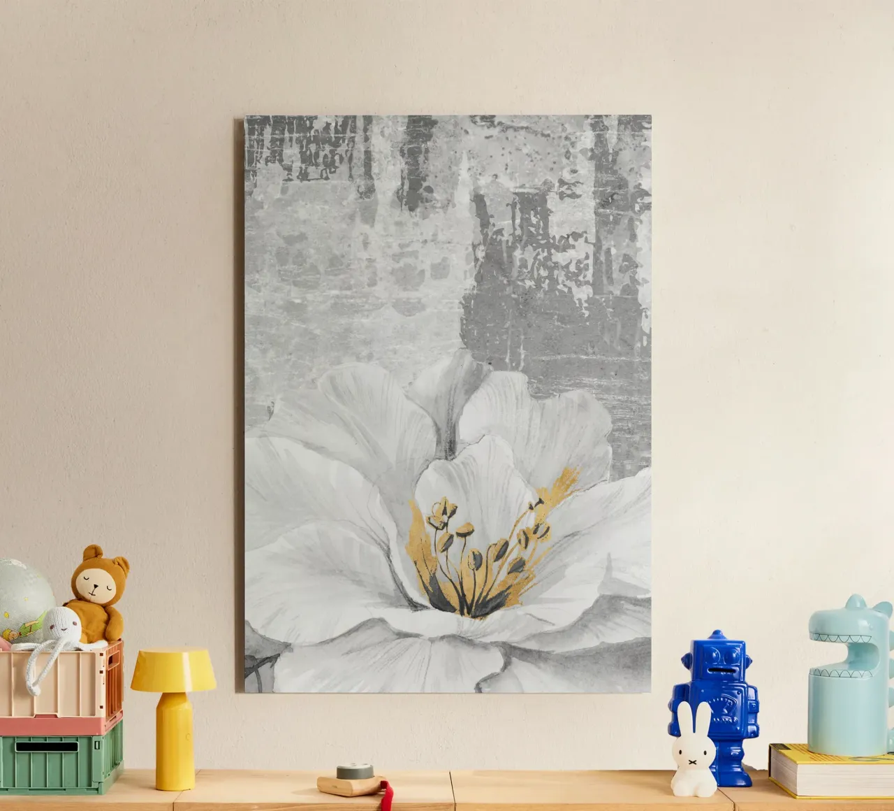 gray abstract art with white flower alluminio dibond da vintageshop
