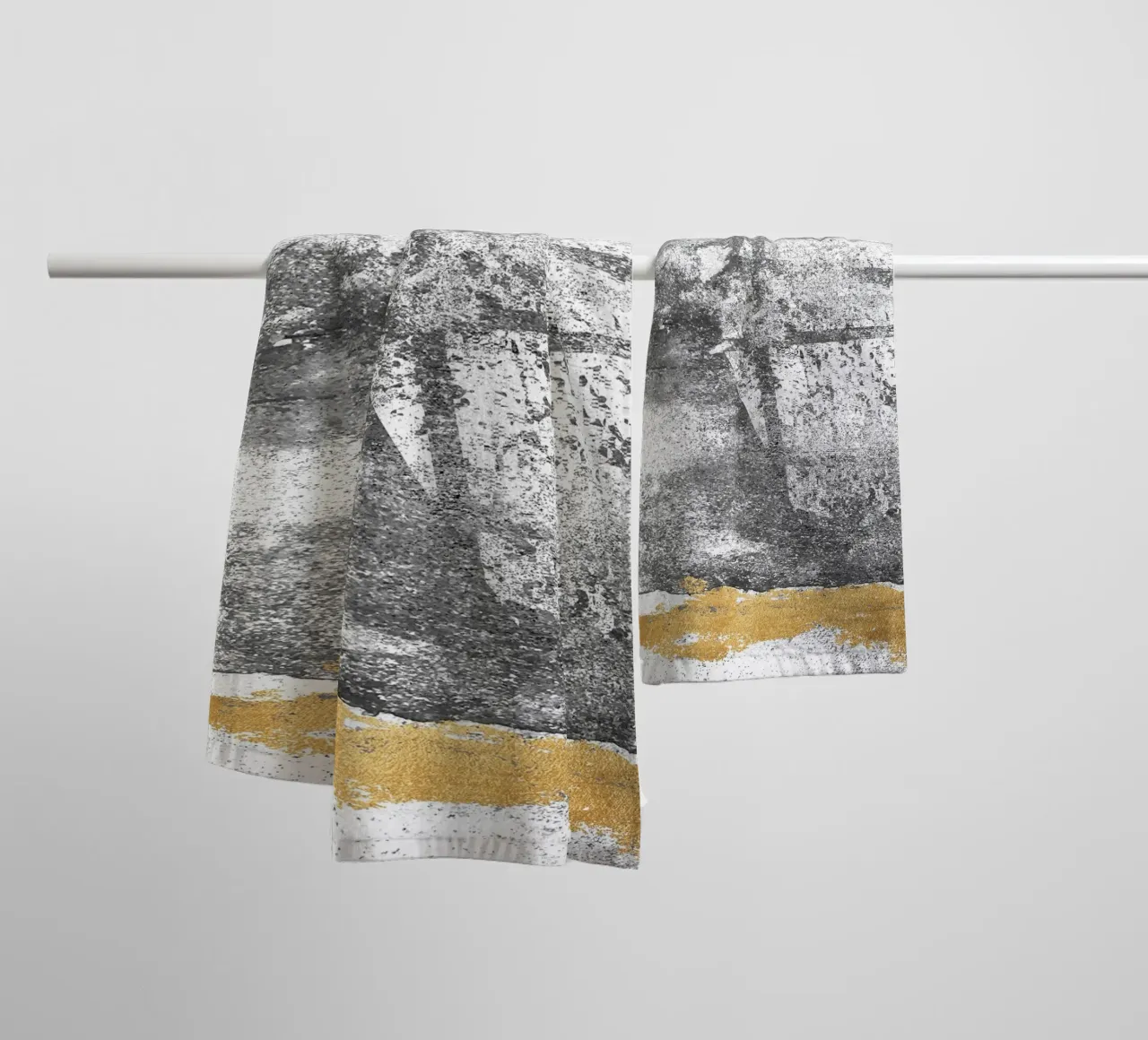 abstract art gray texture gold asciugamano da bagno da vintageshop