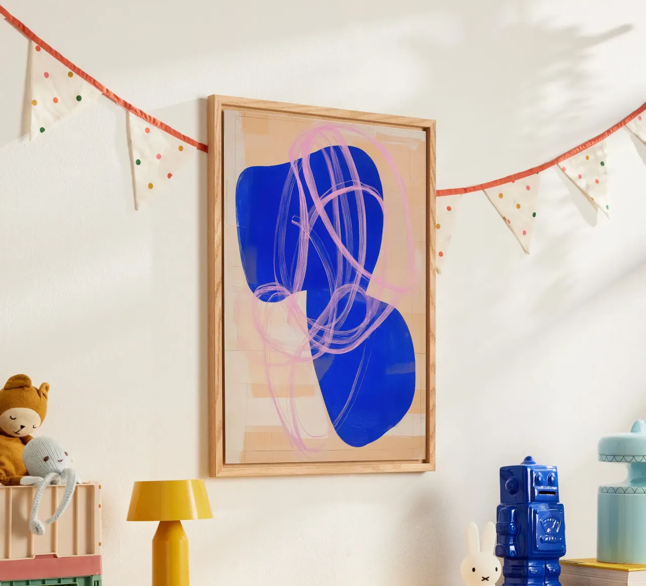 Forme dinamiche in blu cobalto e rosa plexiglass da Euphoria Theresa