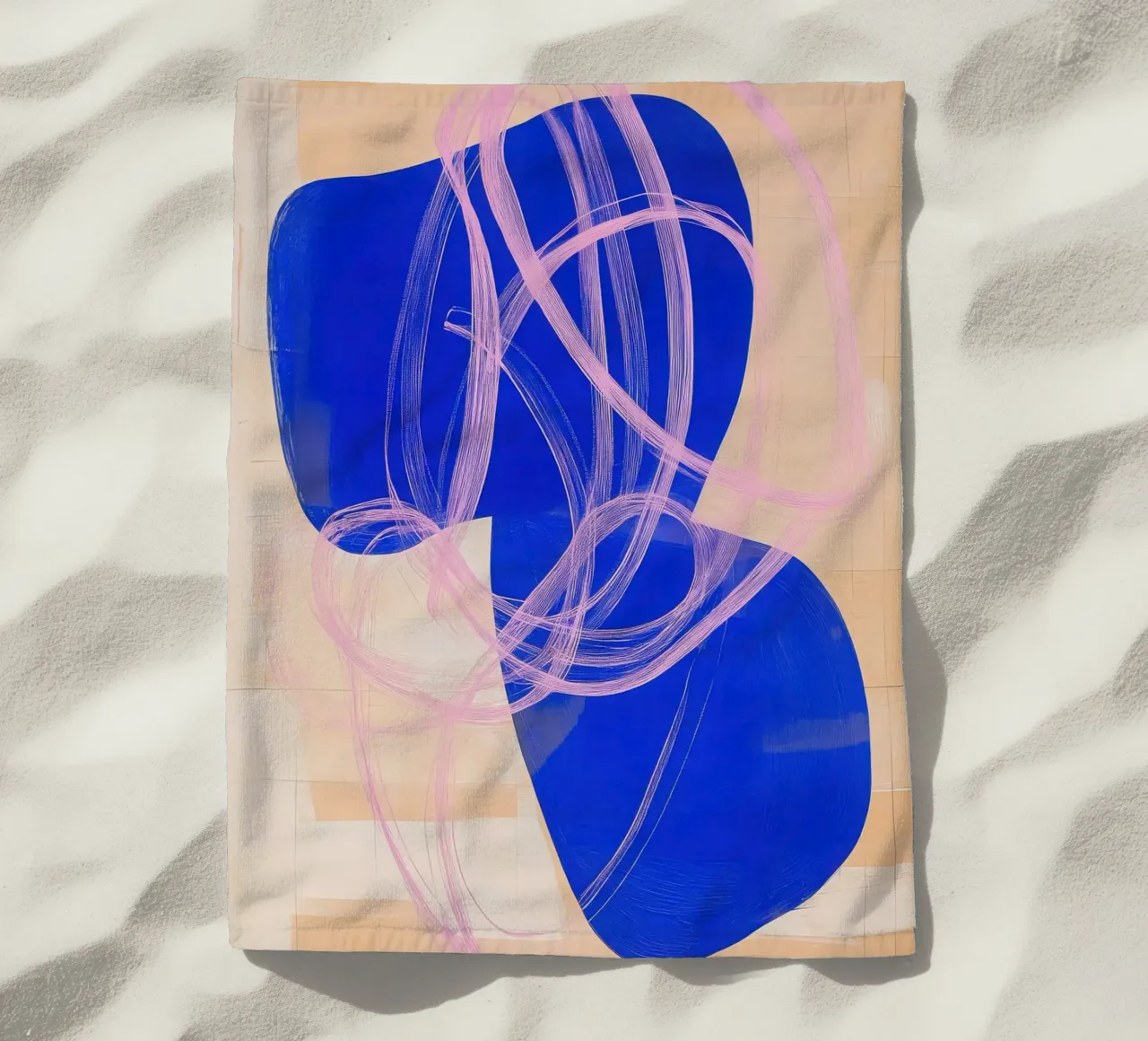 Forme dinamiche in blu cobalto e rosa telo mare da Euphoria Theresa