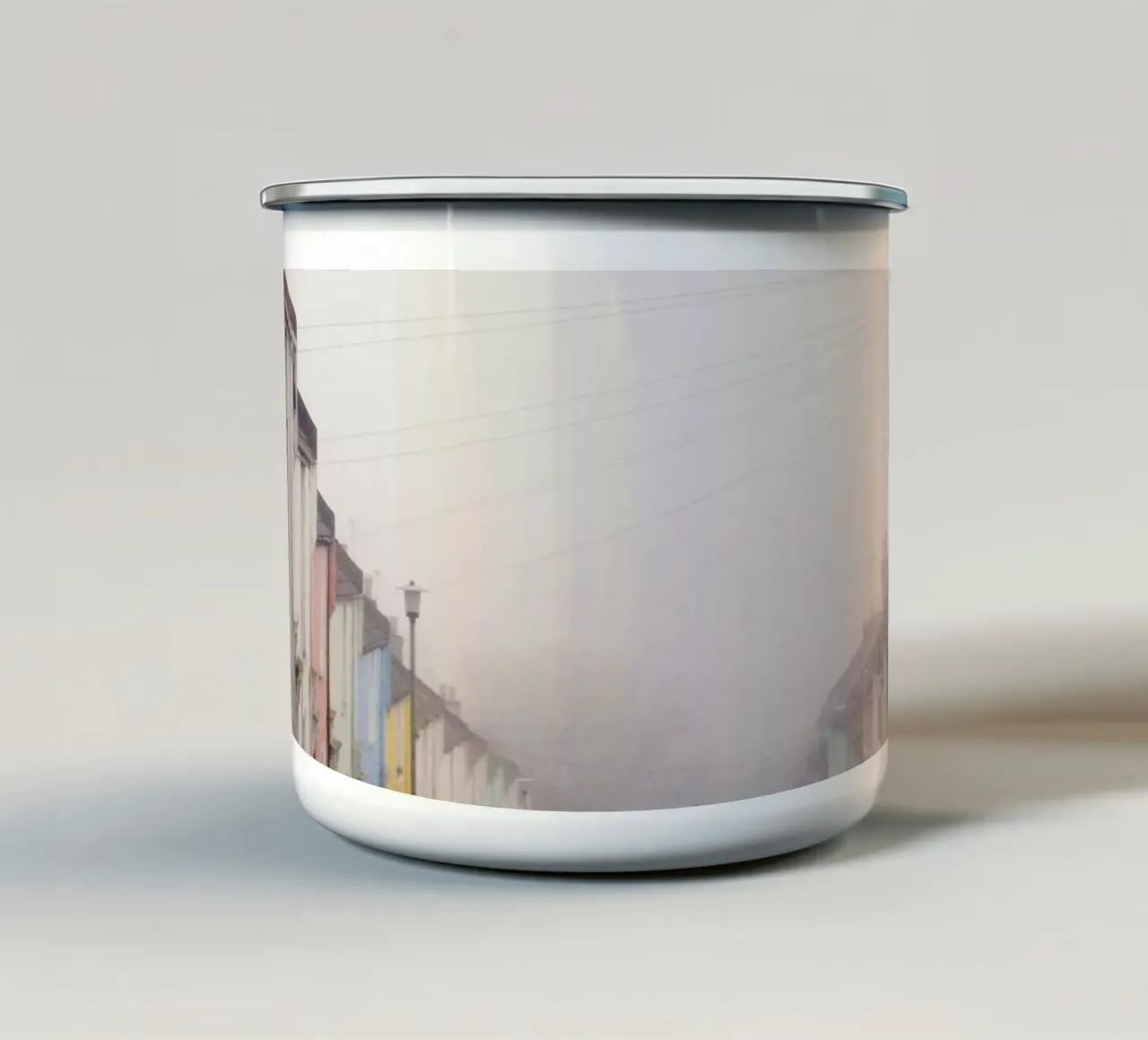 La nebbia tazza in smalto da Cassia Beck Photography