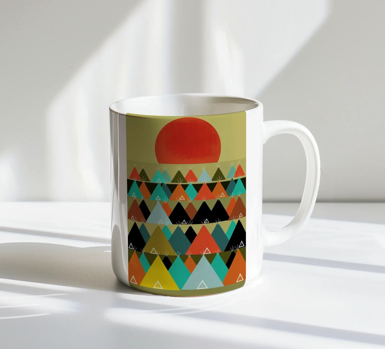 tipi moon tazza in ceramica da Brian Buckley