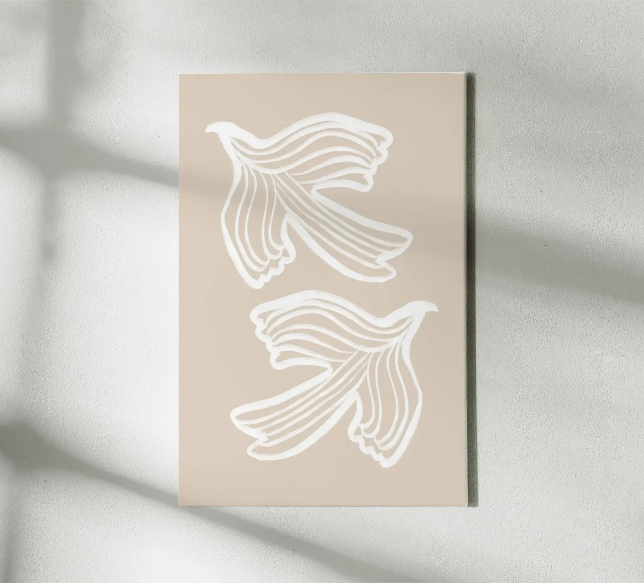 Abstracte witte vogels op beige canvas met Baklijst van Melloi Art Print