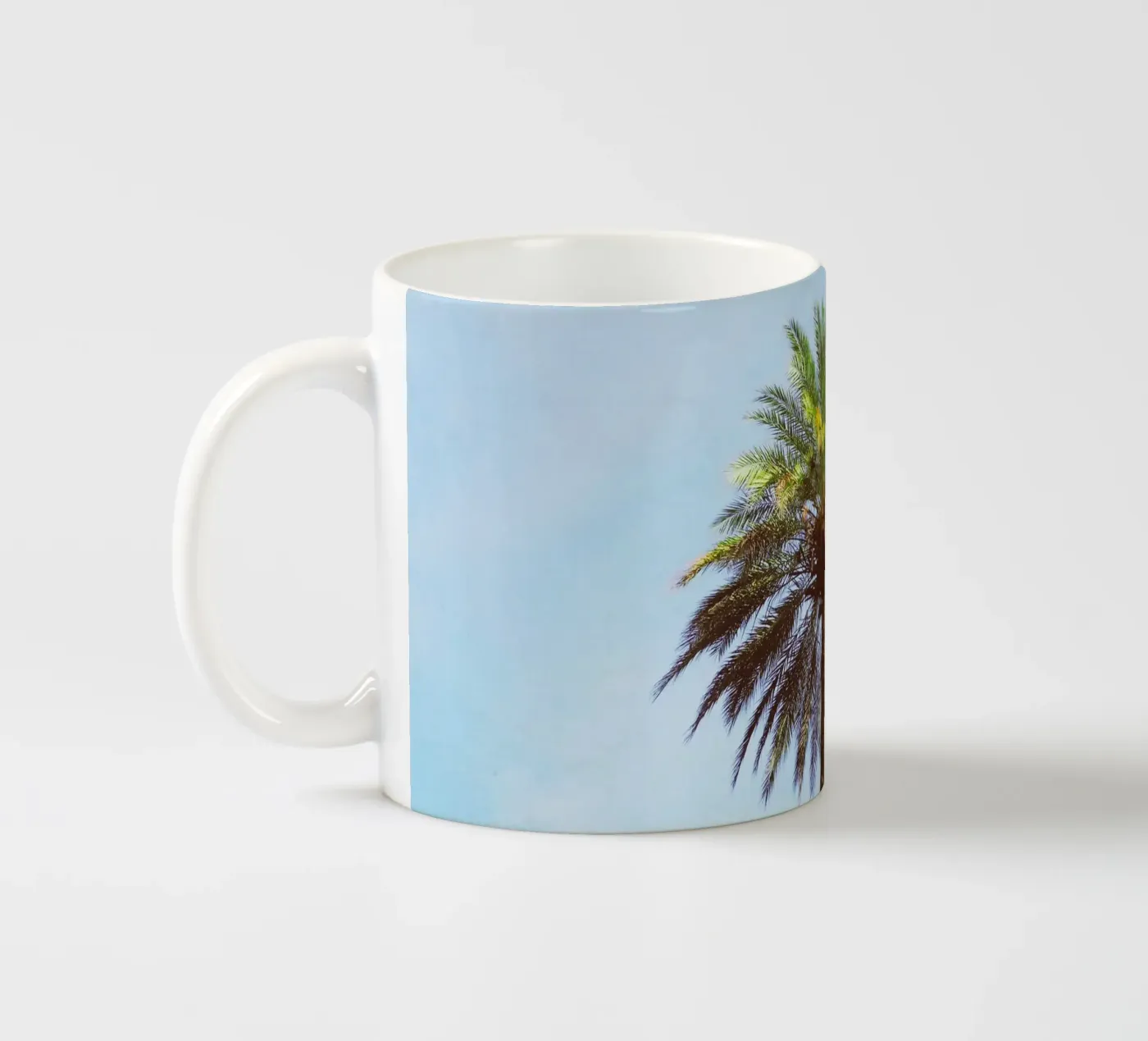 Palm Tree Keramik Tasse von Cassia Beck Photography