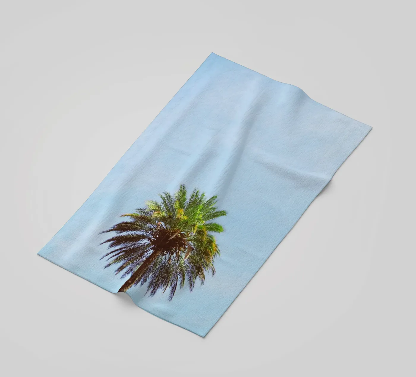 Palm Tree strandhanddoek van Cassia Beck Photography