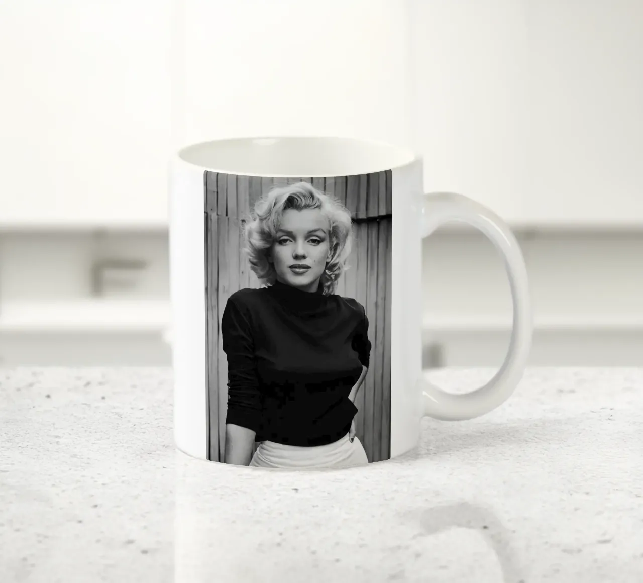 Bella Marilyn tazza in ceramica da Lorraine Mooore