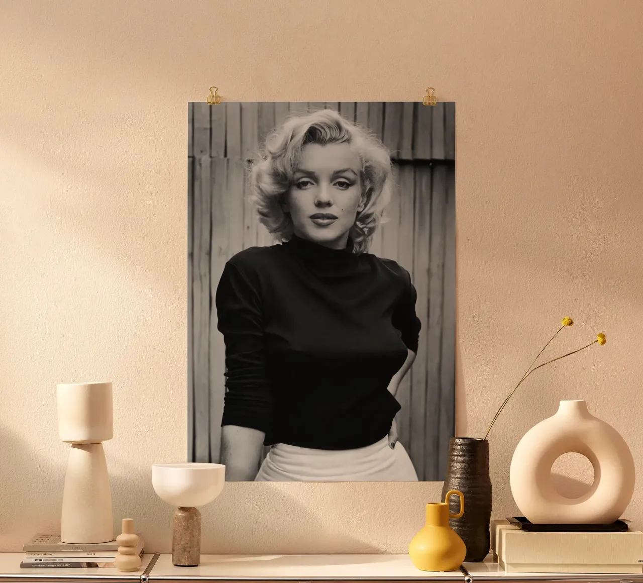 Bella Marilyn poster con telaio in legno da Lorraine Mooore