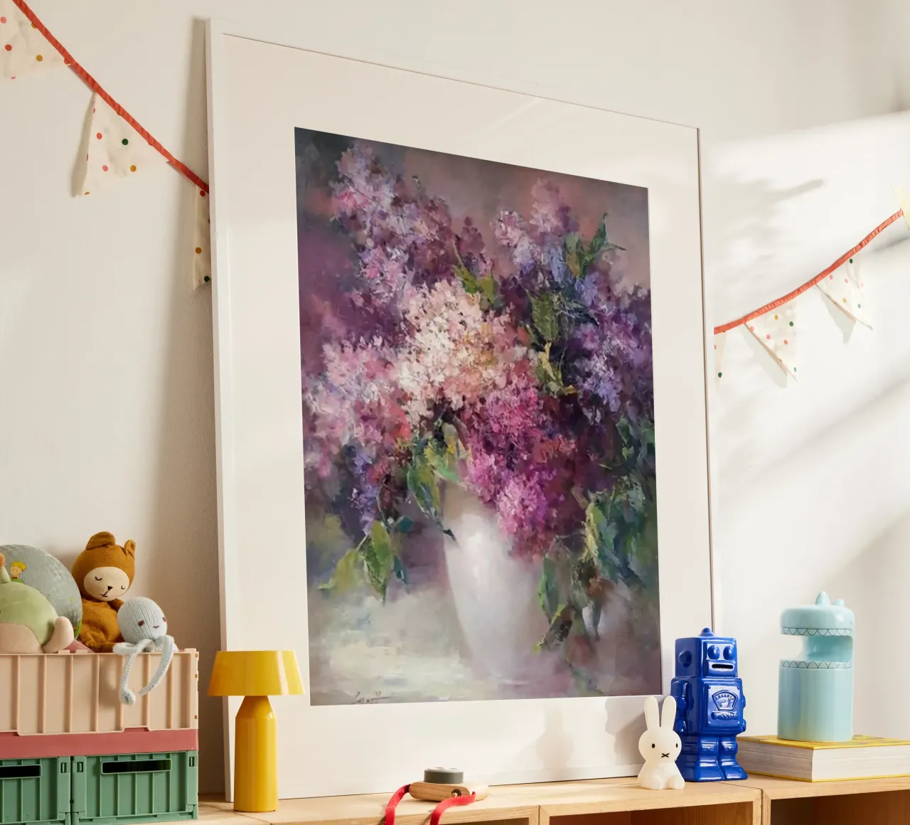 fiori lillà ambientazione interna claude monet poster con telaio in plastica da belong shop