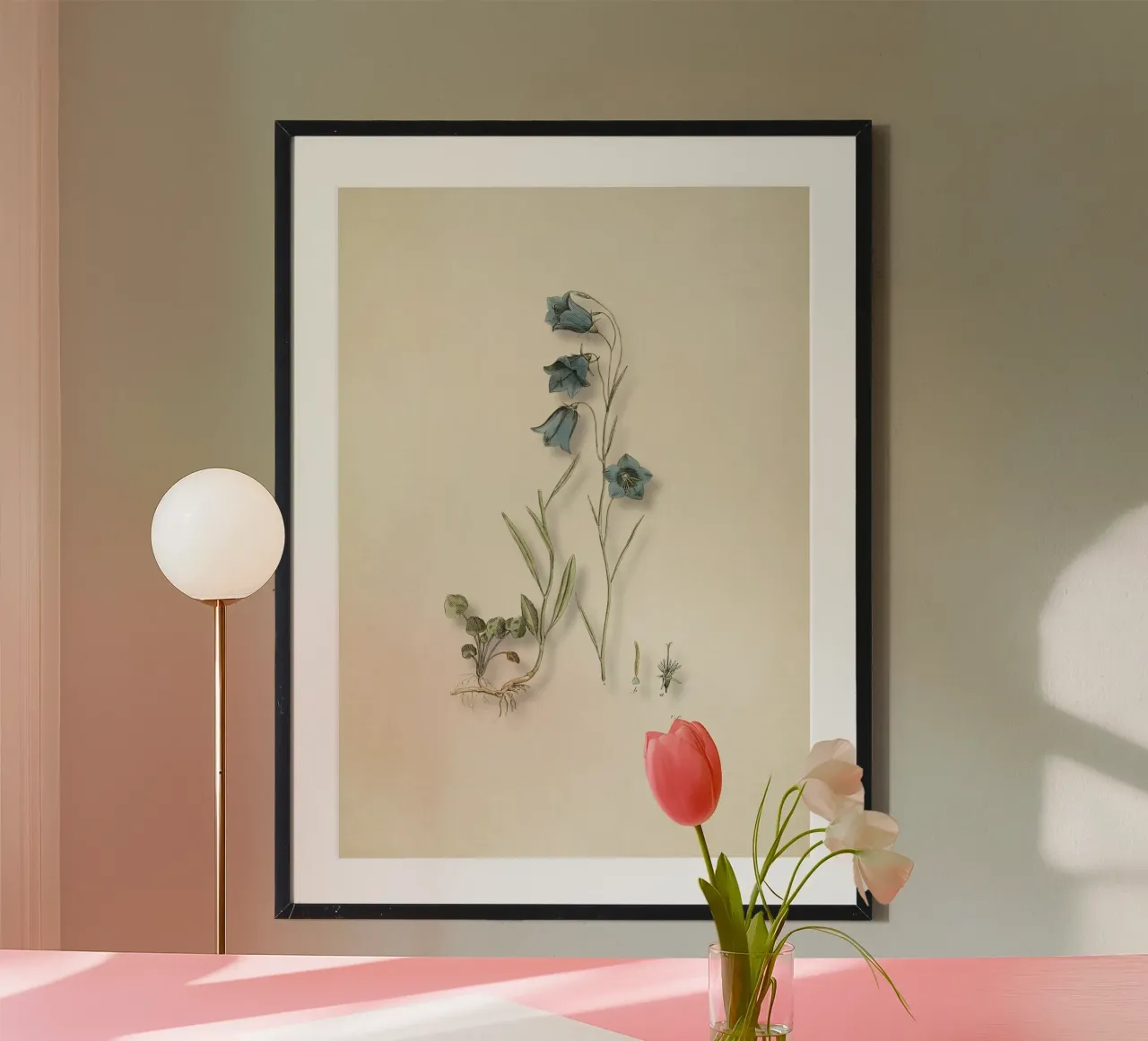 Stampa botanica di campanule d'epoca - Naturecore Wall Art poster con telaio in plastica da ClubArt