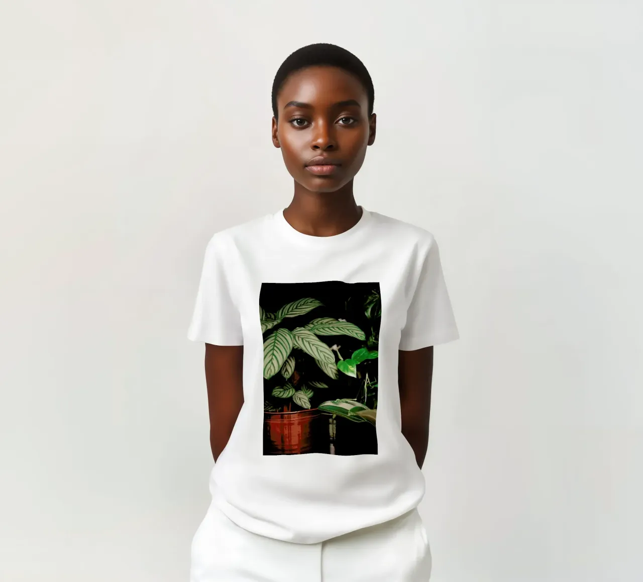 Analog Series The Plant Shop T-Shirt von Sebastian Hilgetag
