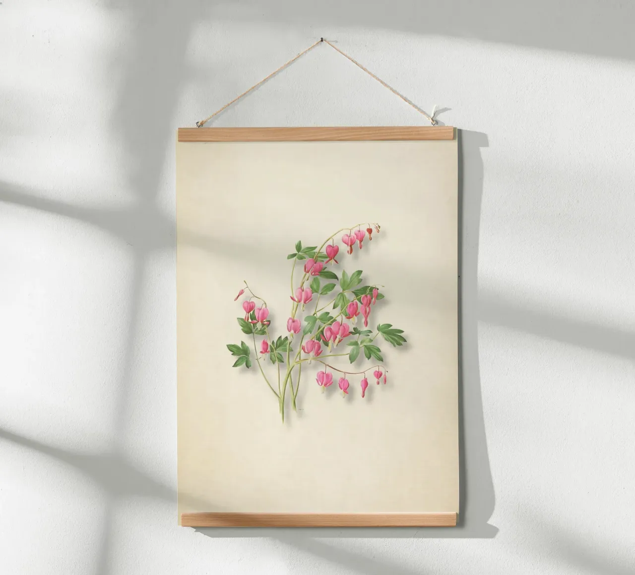 Botanische print met bloedend hart - Roze bloemsierkunst poster van ClubArt
