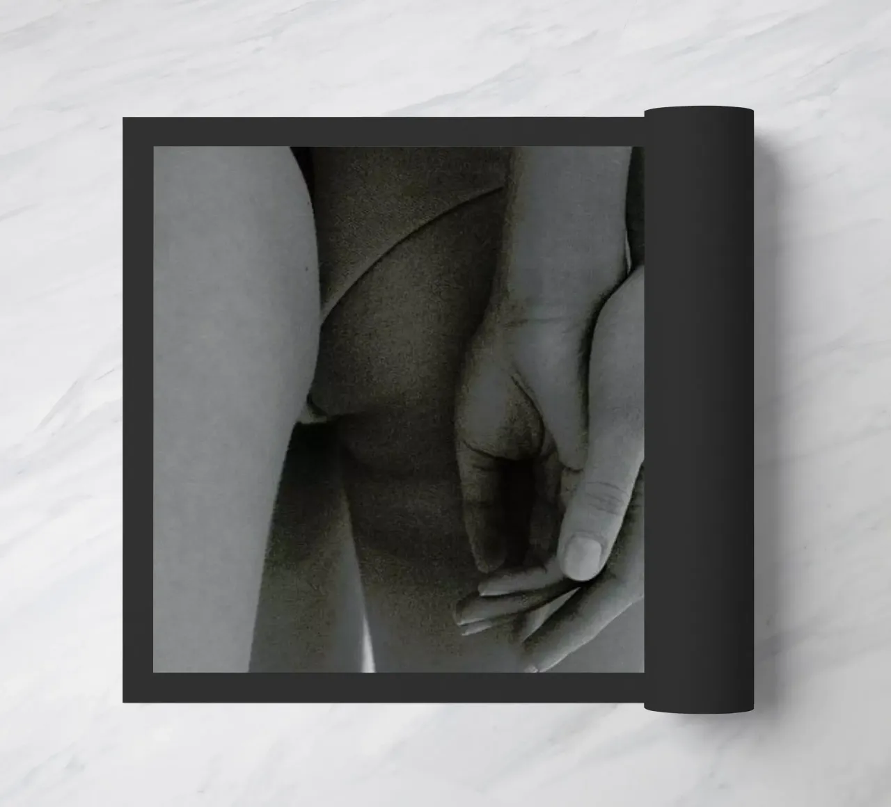 Holding Hands zerbino da Chris Abatzis